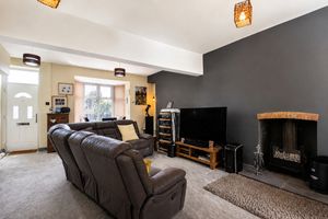 Lounge/Diner- click for photo gallery